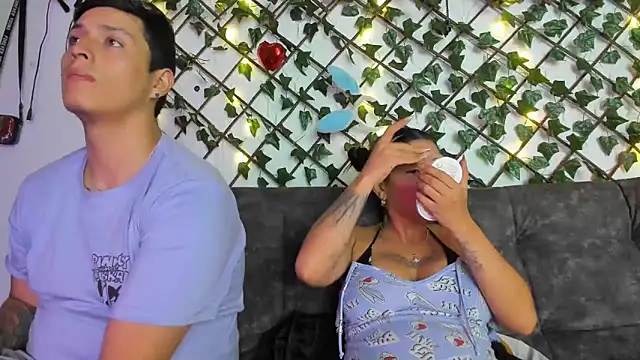 ethanandbrianna online show from January 5, 12:52 am