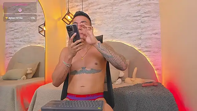 Aron Bolt online show from February 14, 12:35 pm