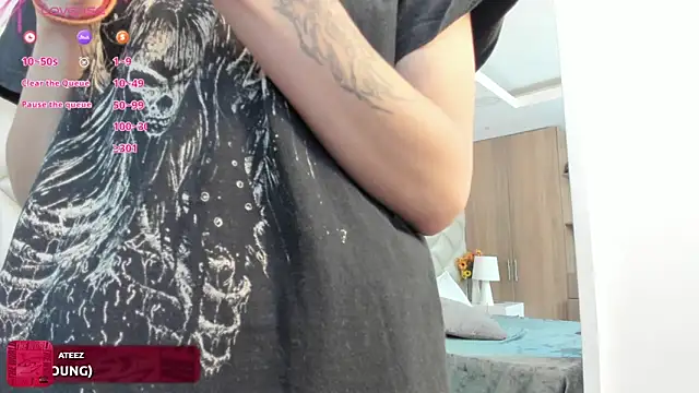 Snapshot of Im_gaia chatting on October 8, 12:14 pm Im gaia online show from October 8, 12:14 pm