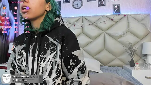 Snapshot of Im_gaia chatting on October 11, 1:31 pm Im gaia online show from October 11, 1:31 pm