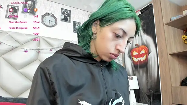 Snapshot of Im_gaia chatting on October 30, 12:50 pm Im gaia online show from October 30, 12:50 pm