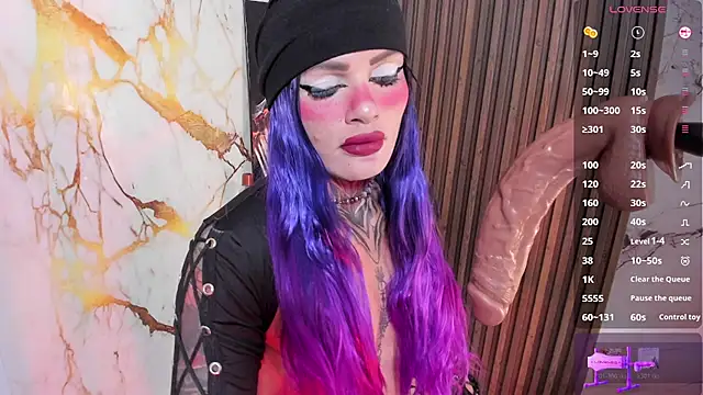 la mazona online show from April 22, 7:15 pm