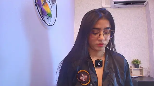 Amy wats0n online show from January 9, 7:04 pm