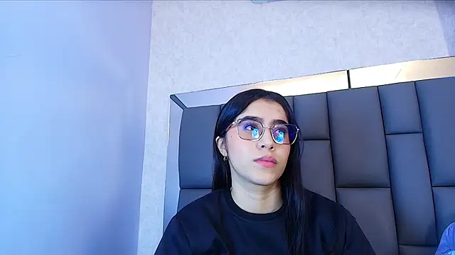 Amy wats0n online show from May 19, 7:09 pm