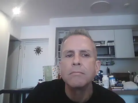 Diegoperrote682661 online show from October 15, 9:04 pm