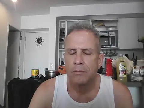 Diegoperrote682661 online show from January 14, 8:14 pm