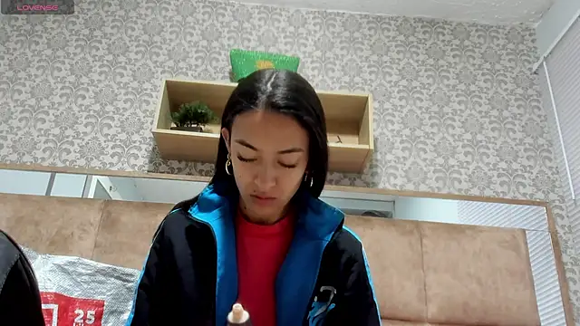 Mia scarlet69 online show from March 7, 12:12 pm