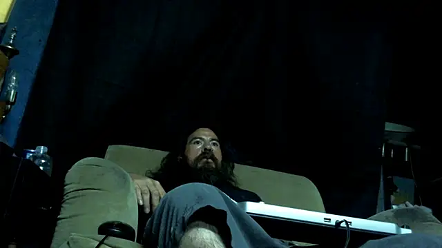 Snapshot of linksjack1010 chatting on October 2, 10:55 am linksjack1010 online show from October 2, 10:55 am