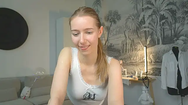 solar bella online show from January 7, 11:48 am