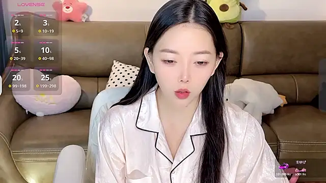 Snapshot of Yilin1999 chatting on January 15, 9:51 pm Yilin1999 online show from January 15, 9:51 pm