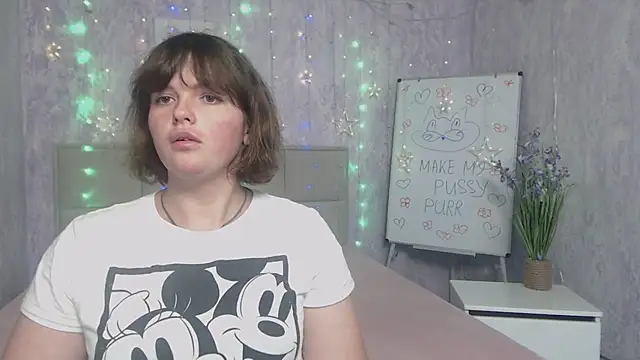 Snapshot of StaceyLex chatting on October 6, 5:27 am StaceyLex online show from October 6, 5:27 am