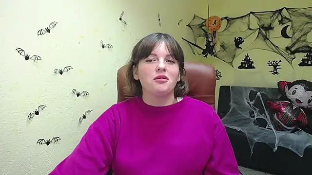 Snapshot of StaceyLex chatting on October 18, 5:32 am StaceyLex online show from October 18, 5:32 am