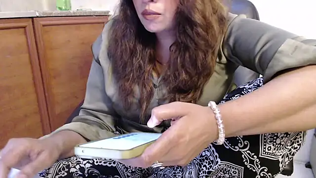 pareeti online show from October 3, 11:02 pm