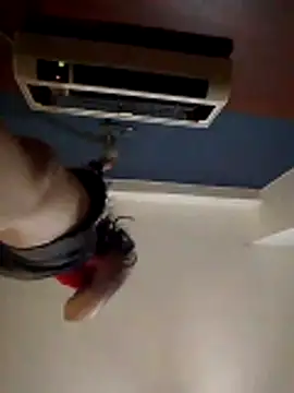 Snapshot of BURN666ING chatting on November 26, 10:16 am BURN666ING online show from November 26, 10:16 am