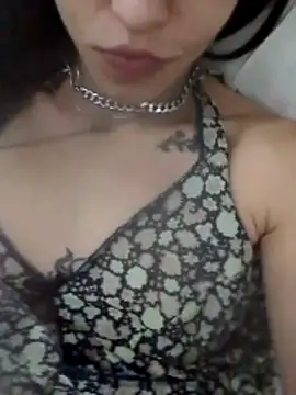 Snapshot of BURN666ING chatting on March 29, 1:27 am BURN666ING online show from March 29, 1:27 am