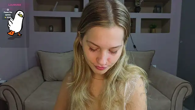 LinaCristonsen online show from November 16, 3:17 pm