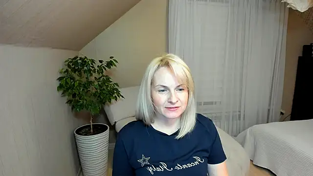 Alicee Gracee online show from January 12, 7:42 pm