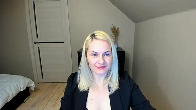 Alicee Gracee online show from March 19, 6:44 pm