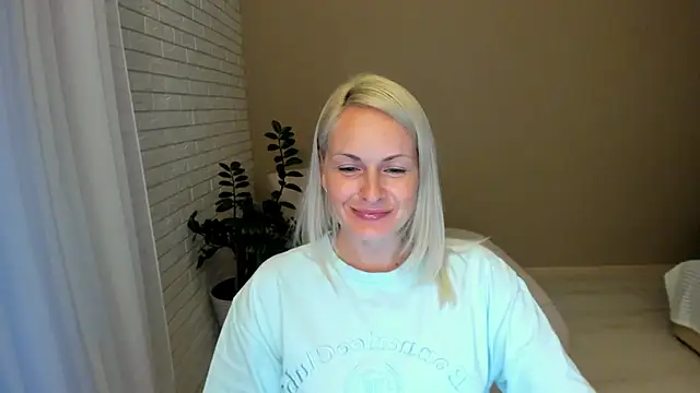Alicee Gracee online show from September 9, 3:33 pm