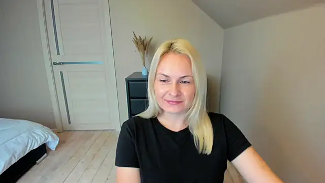 Alicee Gracee online show from October 20, 8:48 am