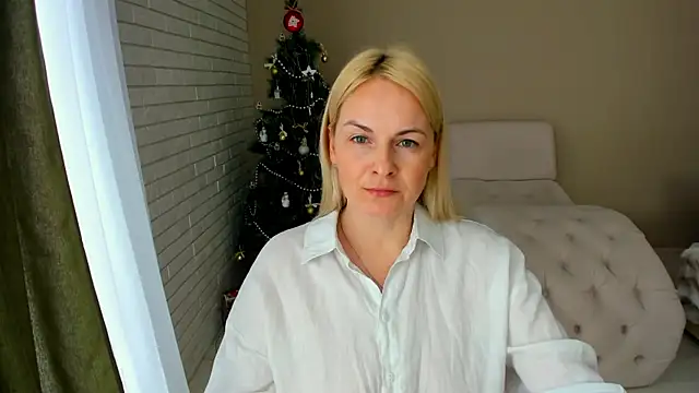 Alicee Gracee online show from January 12, 10:42 am