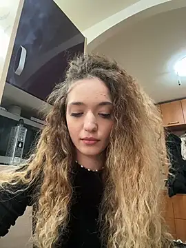 Alexia J online show from January 4, 3:07 pm