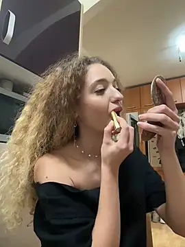 Alexia J online show from January 4, 6:09 pm