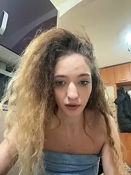 Alexia J online show from January 13, 6:05 pm