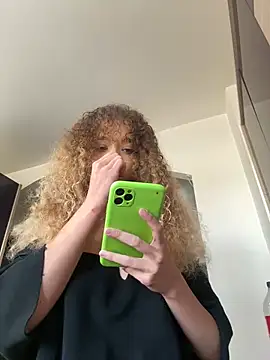 Alexia J online show from January 16, 12:09 pm