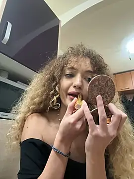 Alexia J online show from January 17, 4:04 pm