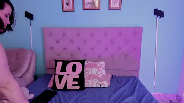 kyoakane online show from January 31, 9:05 am