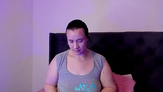 kyoakane online show from February 12, 2:56 am