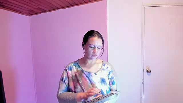 kyoakane online show from March 22, 11:53 pm