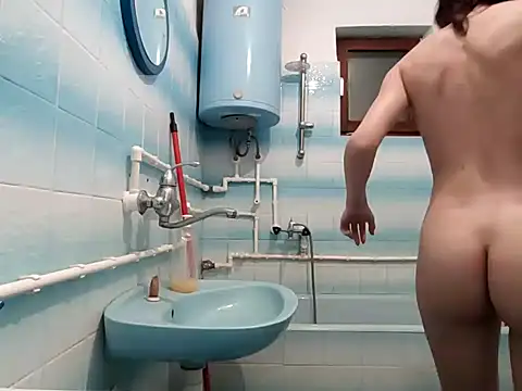 beaverwoman online show from March 2, 10:38 pm