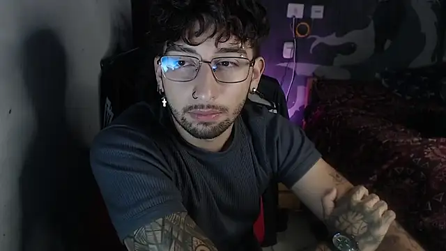 Snapshot of Dereck_Dickson chatting on October 30, 10:54 pm Dereck Dickson online show from October 30, 10:54 pm