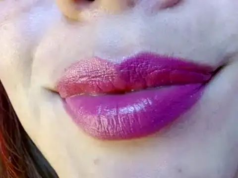 Snapshot of miss_evoleth2 chatting on February 18, 9:54 am miss evoleth2 online show from February 18, 9:54 am