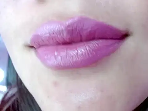 Snapshot of miss_evoleth2 chatting on February 21, 9:24 am miss evoleth2 online show from February 21, 9:24 am