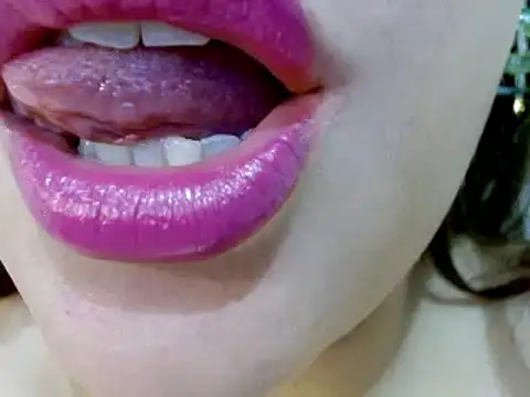 Snapshot of miss_evoleth2 chatting on March 3, 5:53 am miss evoleth2 online show from March 3, 5:53 am