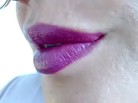 Snapshot of miss_evoleth2 chatting on September 8, 3:11 pm miss evoleth2 online show from September 8, 3:11 pm