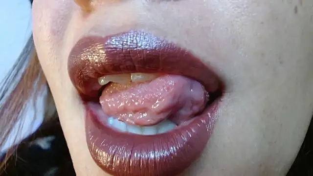 miss evoleth2 online show from December 5, 6:55 am