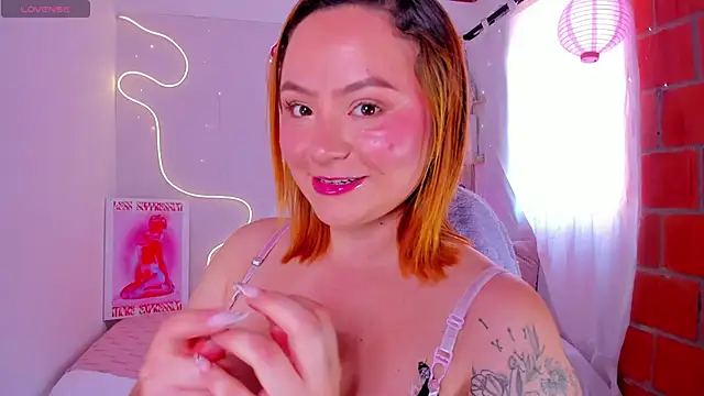 karlahush online show from January 30, 8:42 pm