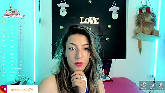 queen-natty online show from December 17, 2:23 am