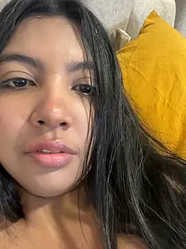 nicole fisherr online show from April 1, 6:47 am