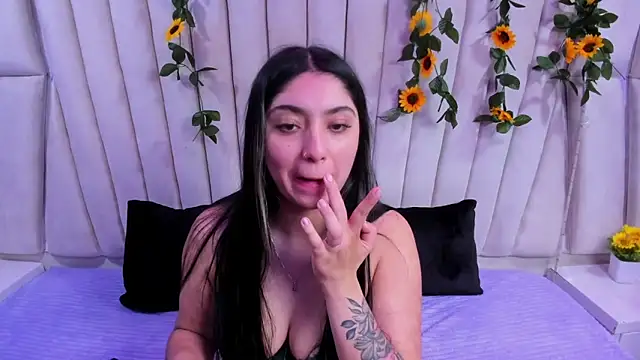 Snapshot of Lucy_Anall_ chatting on September 27, 9:31 pm Lucy Anall  online show from September 27, 9:31 pm