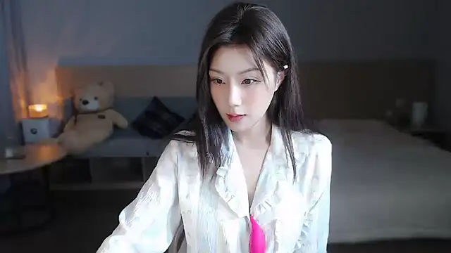 Snapshot of Lucky-baby chatting on December 2, 3:03 pm Lucky-baby online show from December 2, 3:03 pm