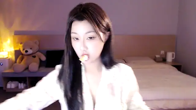Snapshot of Lucky-baby chatting on December 14, 3:25 pm Lucky-baby online show from December 14, 3:25 pm