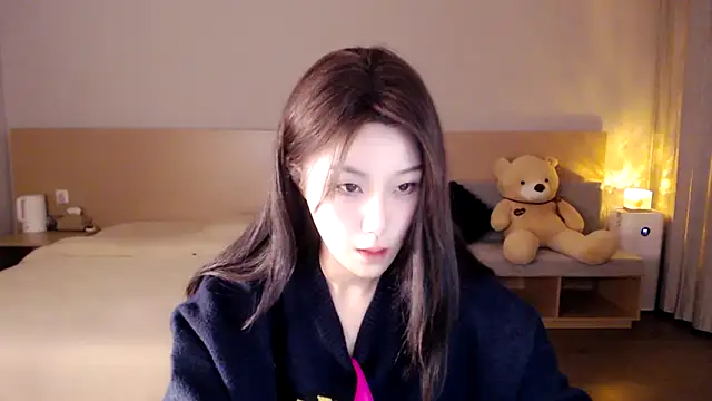 Snapshot of Lucky-baby chatting on December 24, 1:39 pm Lucky-baby online show from December 24, 1:39 pm