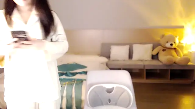 Snapshot of Lucky-baby chatting on February 10, 1:55 pm Lucky-baby online show from February 10, 1:55 pm
