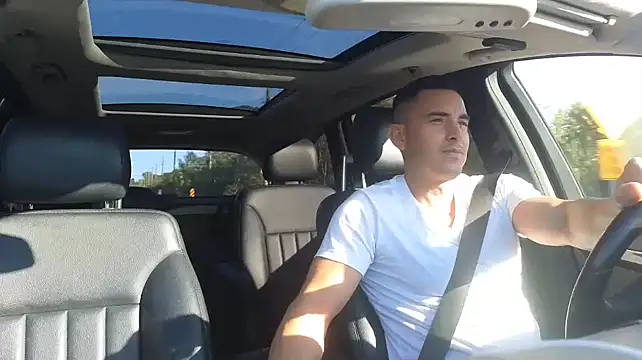 Snapshot of Steamjock_ chatting on December 9, 8:44 pm Steamjock online show from December 9, 8:44 pm