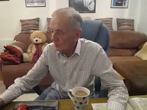 Snapshot of Ferret7777 chatting on September 18, 7:05 pm Ferret7777 online show from September 18, 7:05 pm